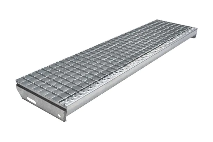 Schody z mriežkového roštu protišmykové, 30x30 mm - Dĺžka mm: 1100, Šírka mm: 270, Odstup dier mm: 150, Hmotnosť kg/ks: 8,8