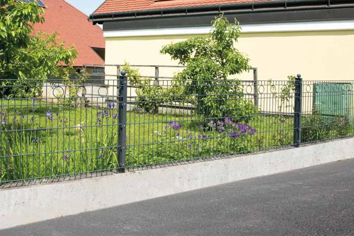 Okrasné ploty Rom  - dĺžka elementu 251 cm