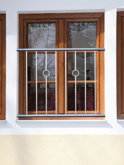 Mreže na okno „Paris“ z ušľ. ocele - predmontované - Šírka: 120 - 132 cm, Výška: 100 cm