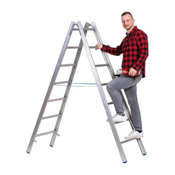 Hliníkový stojací rebrík Mod. 000